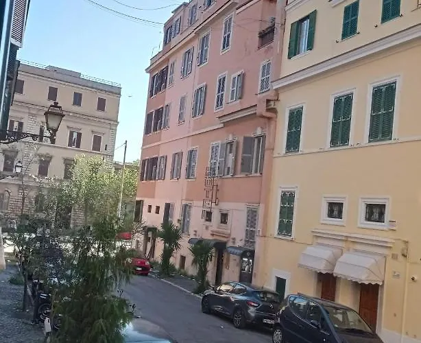 Flat Porta Maggiore Apartment